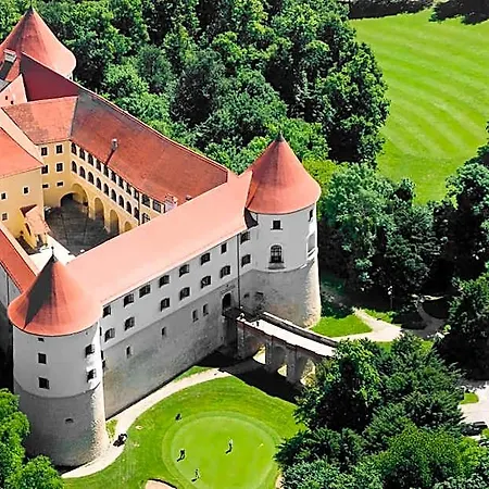 Mokrice Castle Estate Dobova