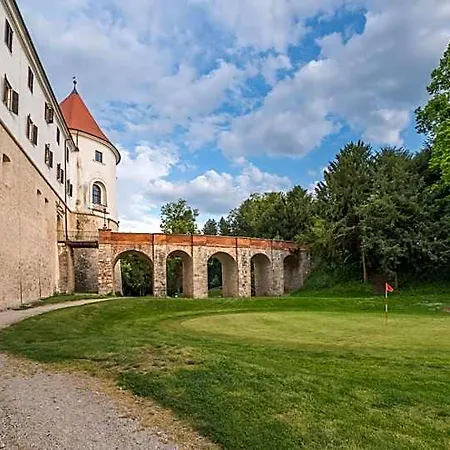 Mokrice Castle Estate