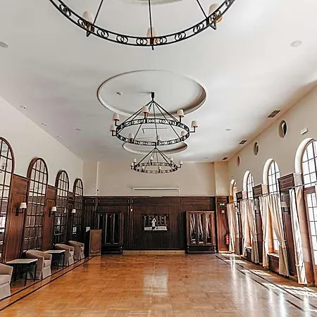 Mokrice Castle Estate 4*