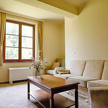 Hotel Mokrice Castle Estate 4*